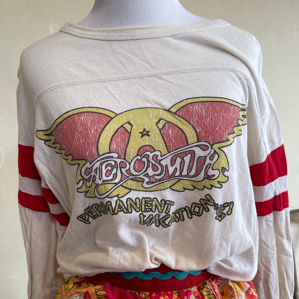 AREOSMITH Permanent Vacation Tour Vtg 1987 Band Tee Cities Dates on Back XLarge!